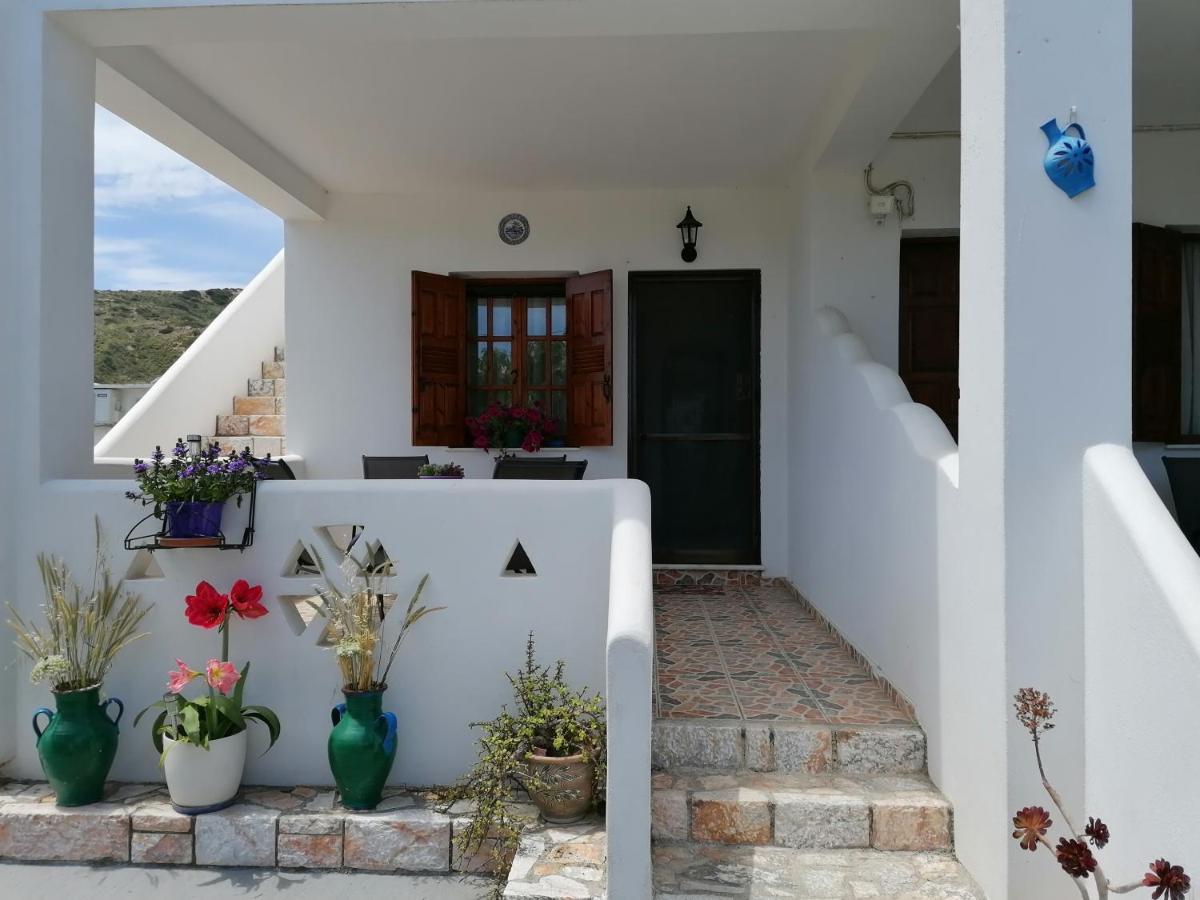 Athena'S Houses Skyros Esterno foto