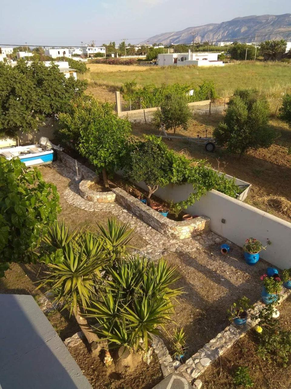 Athena'S Houses Skyros Esterno foto