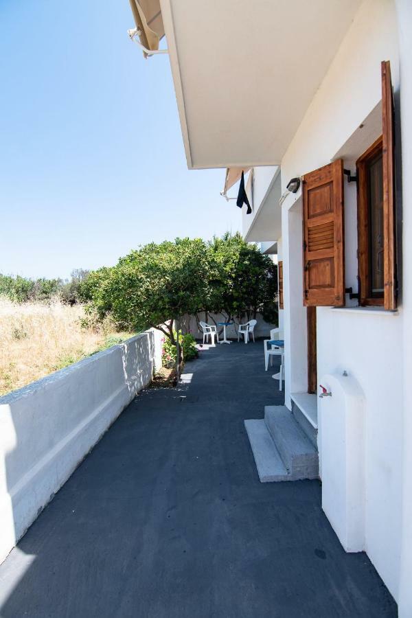 Athena'S Houses Skyros Esterno foto
